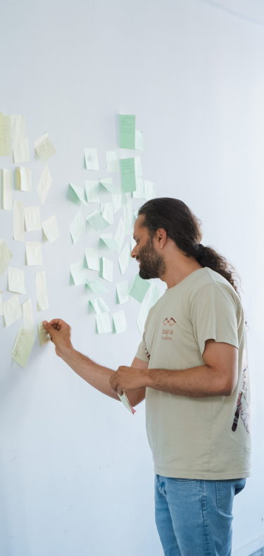 Mentorship session on design thinking and team collaboration during the traineeship.